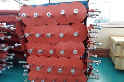 סככה גדולה במיוחד להוכחת ציפורים